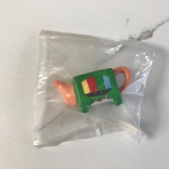 Vintage 1999 Red Rose Lot of 3 Teapot Centuries Invention Series Figurines NIP - Picture 4 of 8